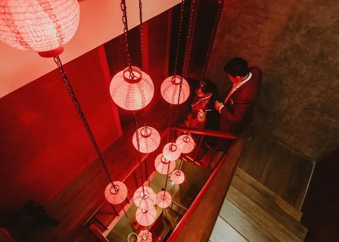 Hostel Caiyong Hometel & Cafe's Bangkok